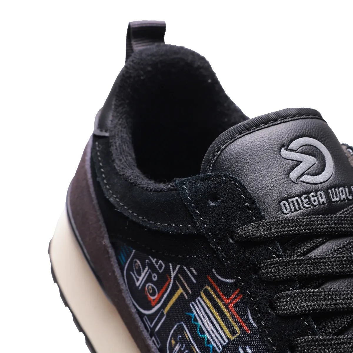 Novera - Omega Walk - Novera-Black-37