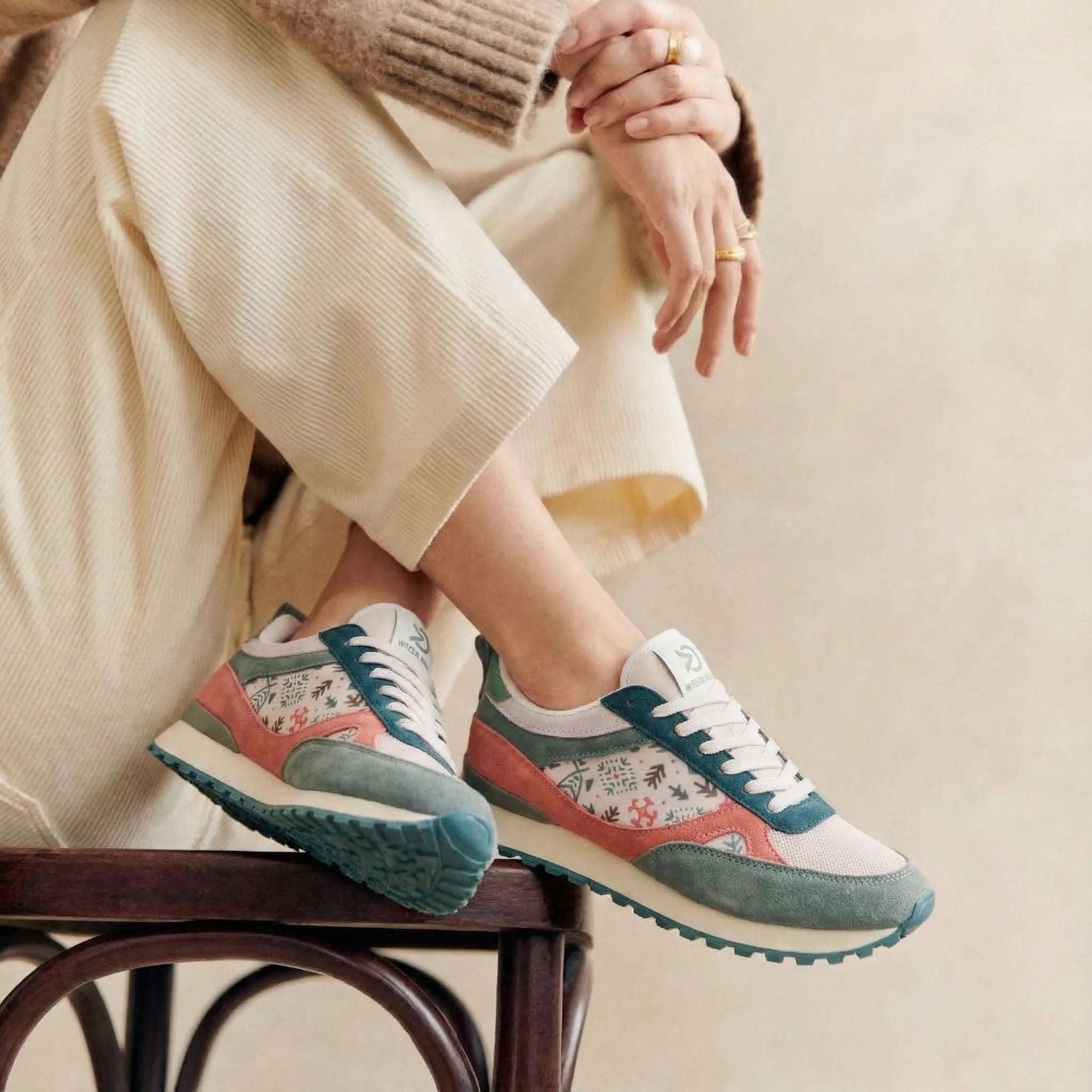 Novera - Omega Walk - Novera-Green-37