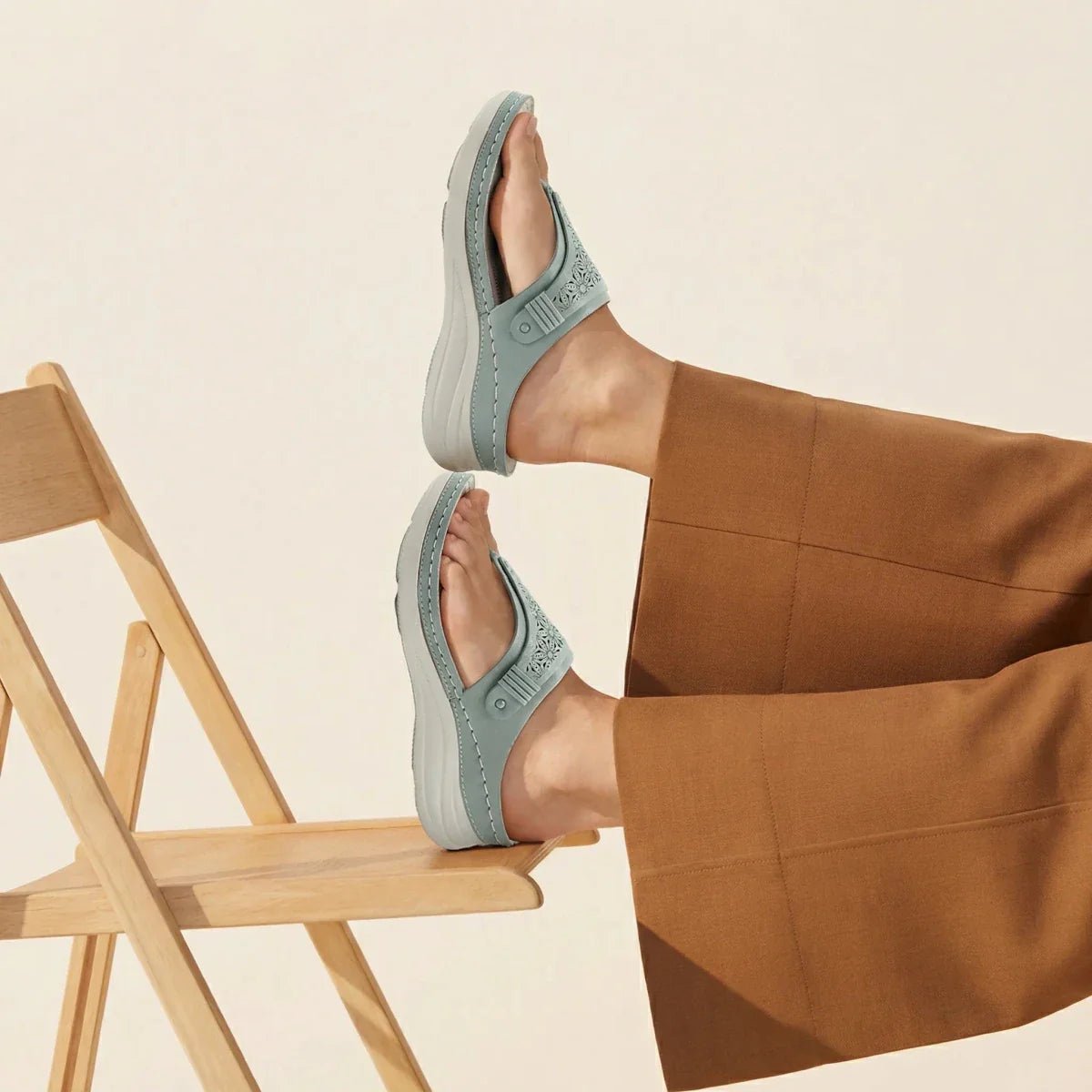 Grace - Omega Walk - M278-Green-36