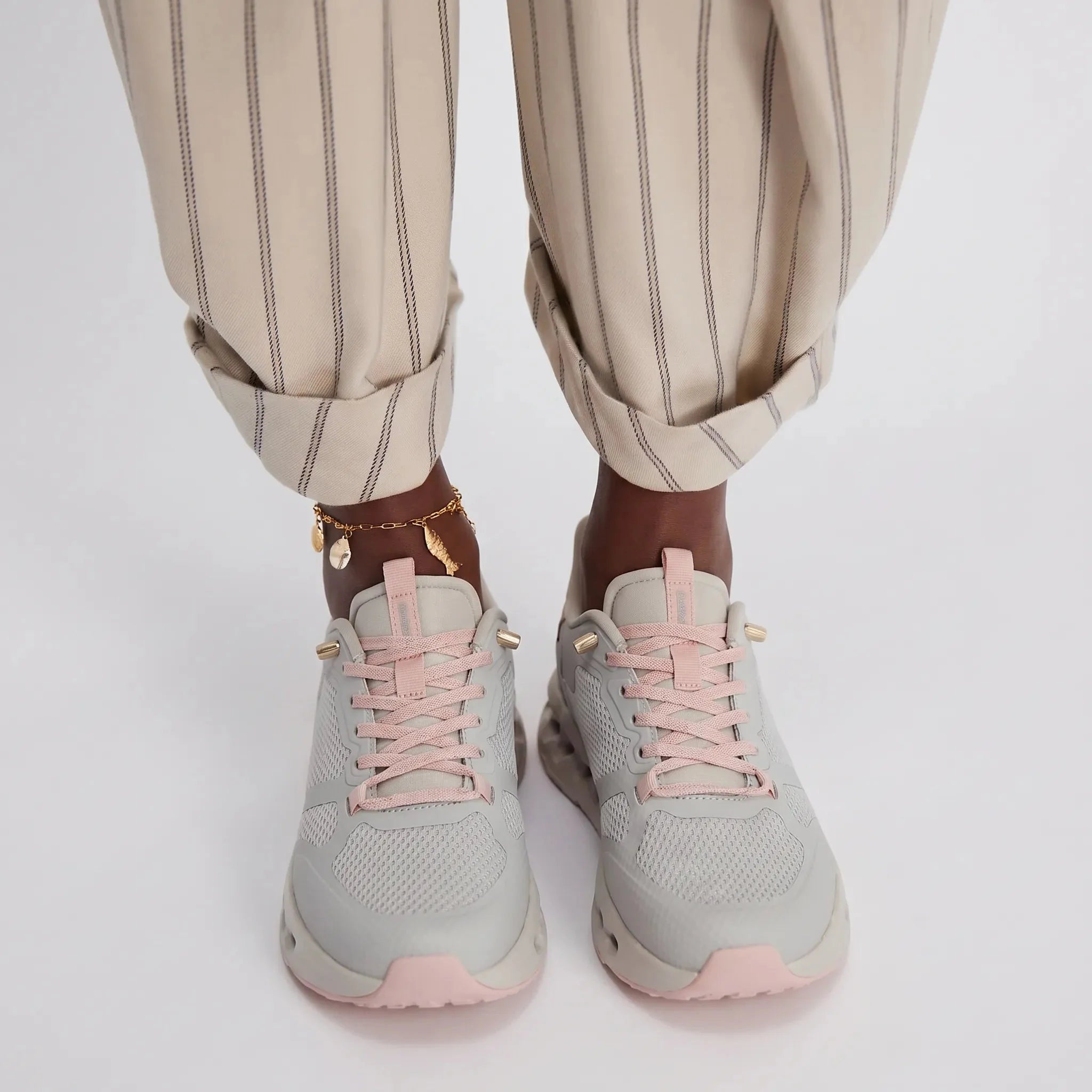 Lumis - Omega Walk - Lumis-Grey-37