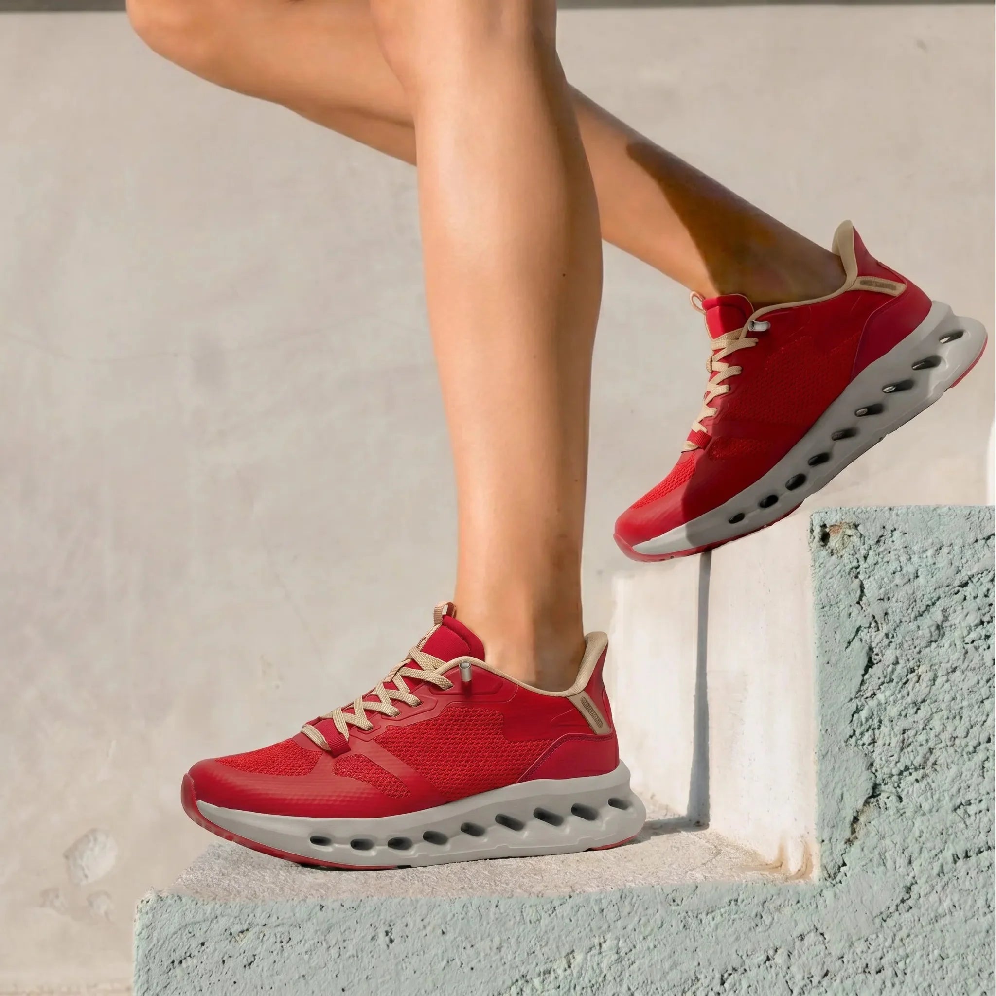 Lumis - Omega Walk - Lumis-Red-37
