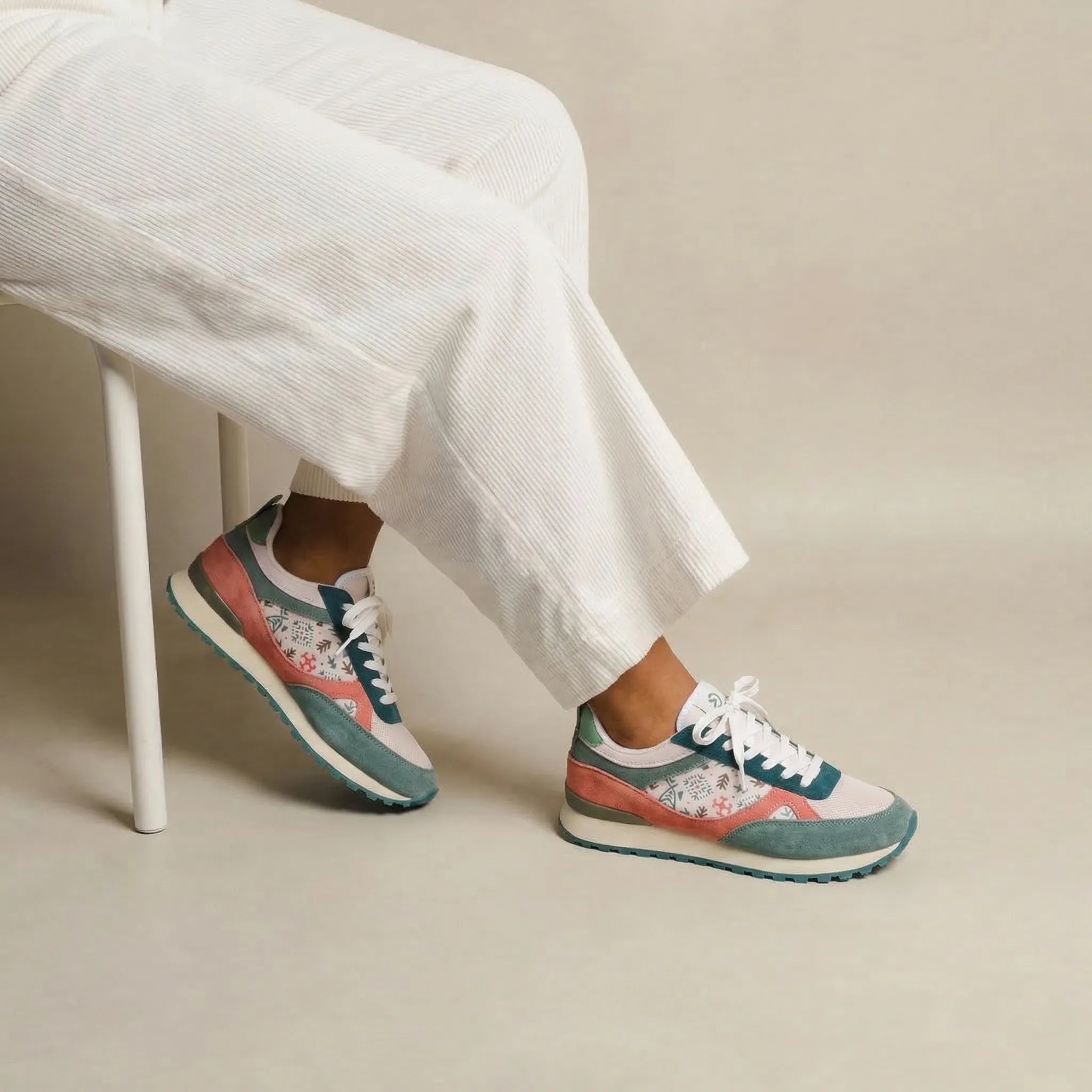 Novera - Omega Walk - Novera-Green-37