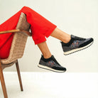 Novera - Omega Walk - Novera-Black-37