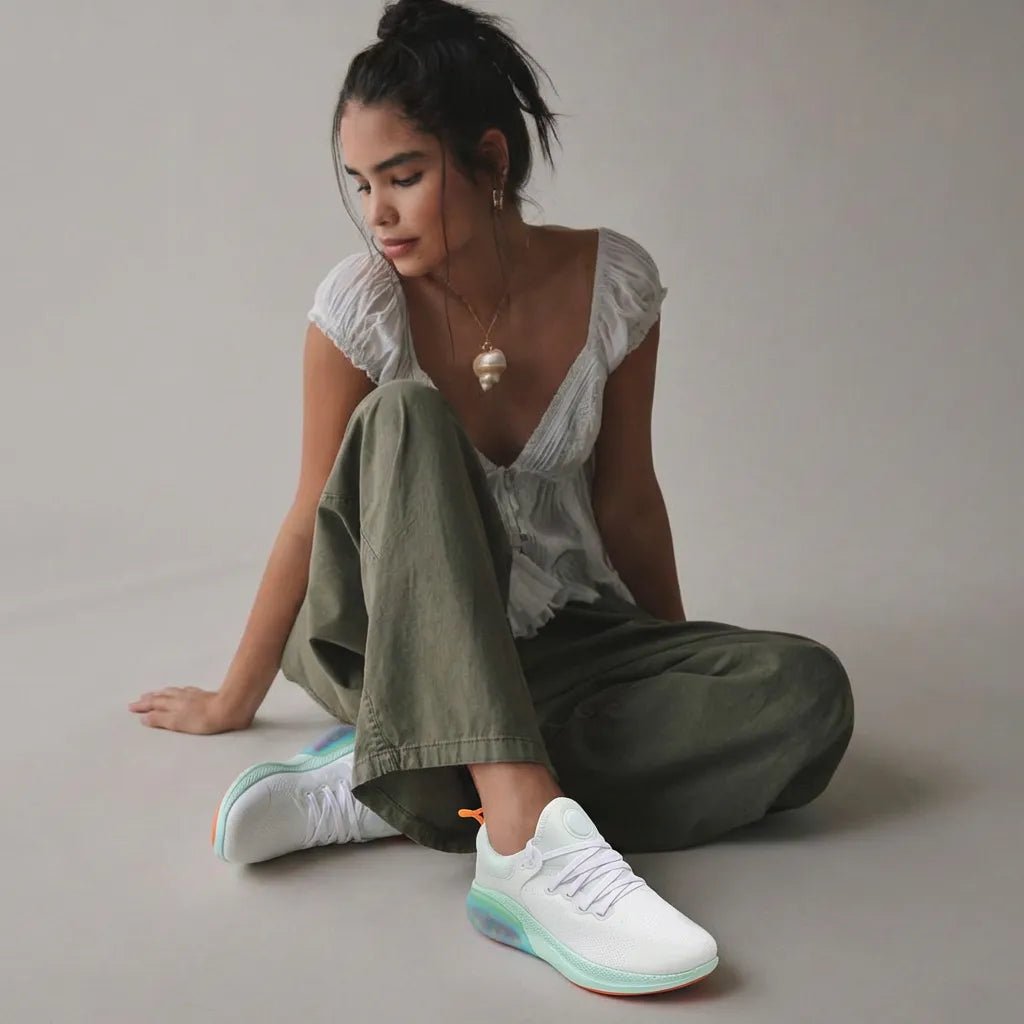 Solace 2.0 - Omega Walk - M170-WHITE-36