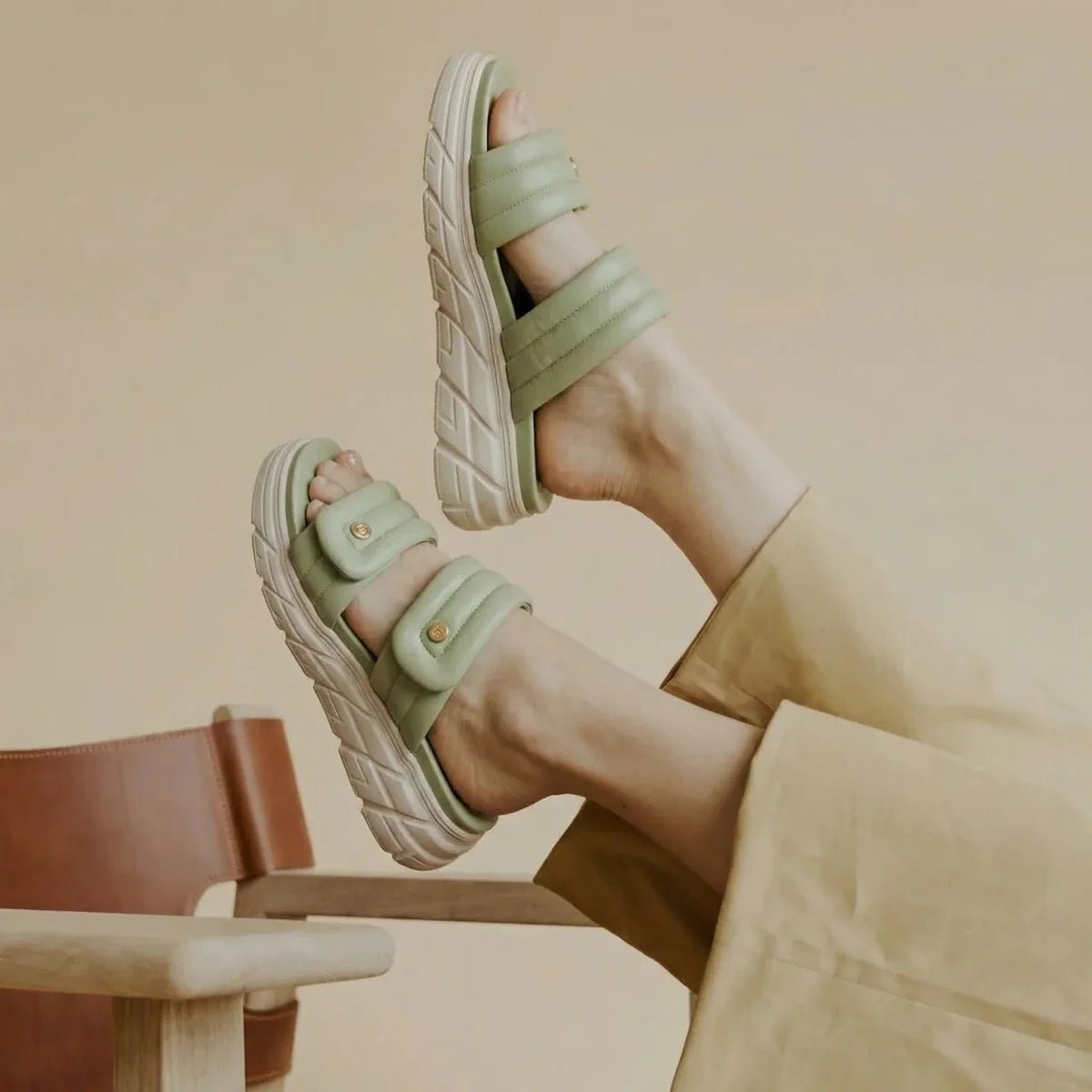 Relief - Omega Walk - M283-Green-35